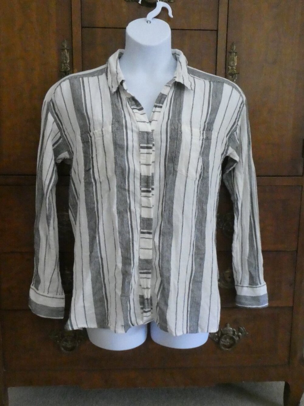 Rip Curl Button Down Striped Long Sleeve Shirt Size Medium
